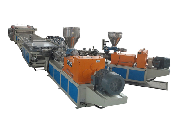 WPC Foamed Sheet Plastic Extrusion line , Output 400Kg/h Two Conical Screw Extruders